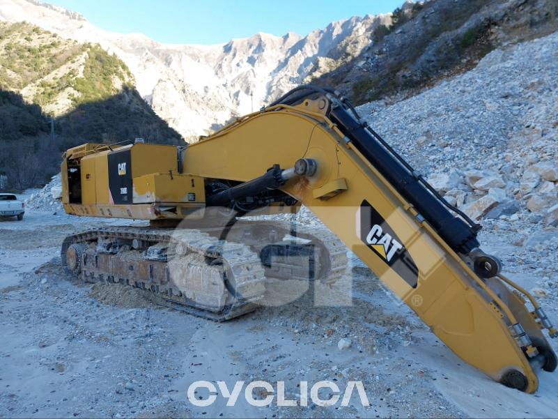 Eskavatorë me Zinxhirë  390D WAG00266 - 2