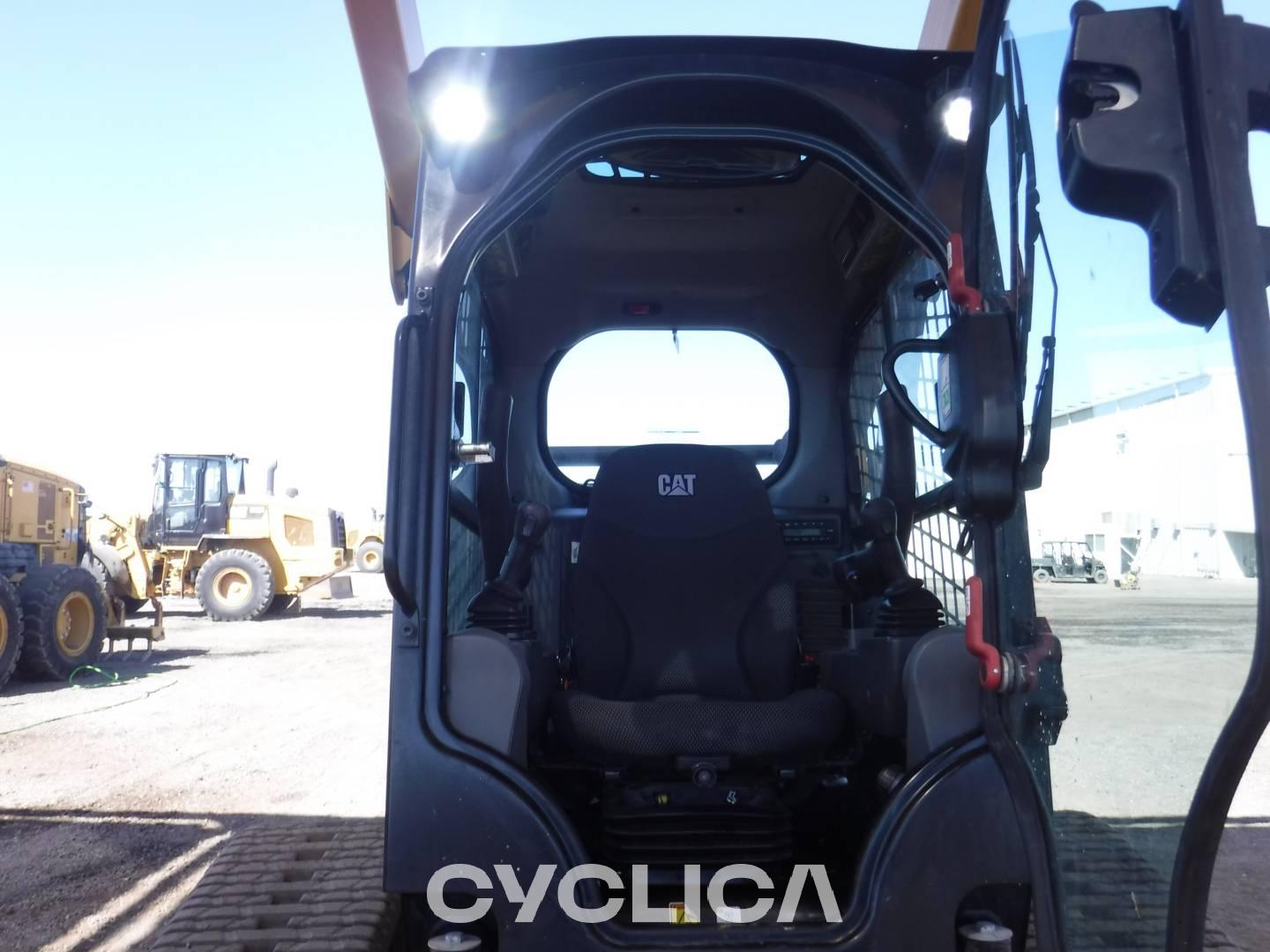 Skid steers  289D3 JX908092 - 25