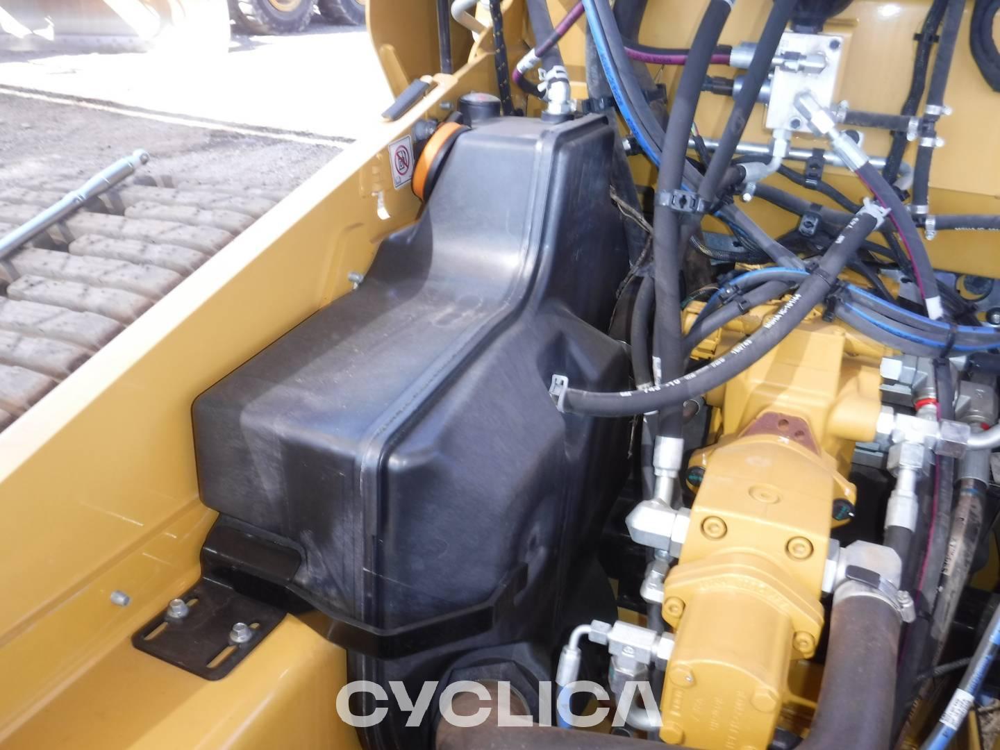 Skid steers  289D3 JX908092 - 26