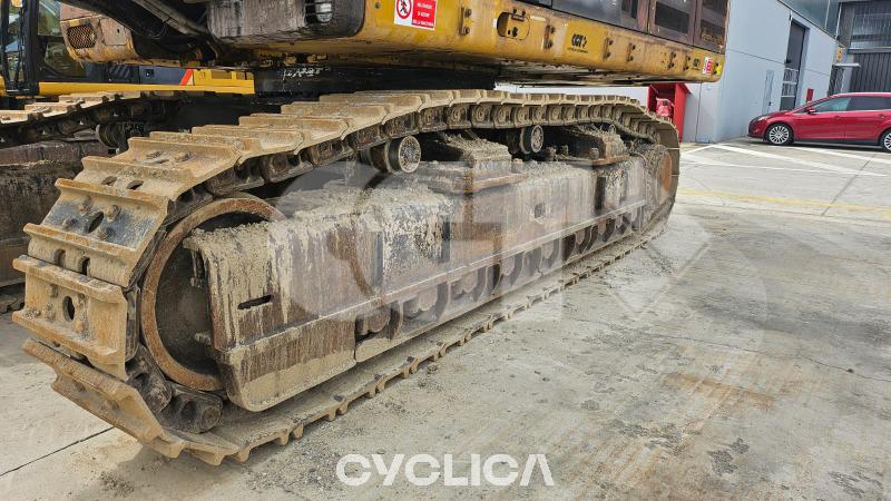 Eskavatorë me Zinxhirë  390F HNG00219 - 9