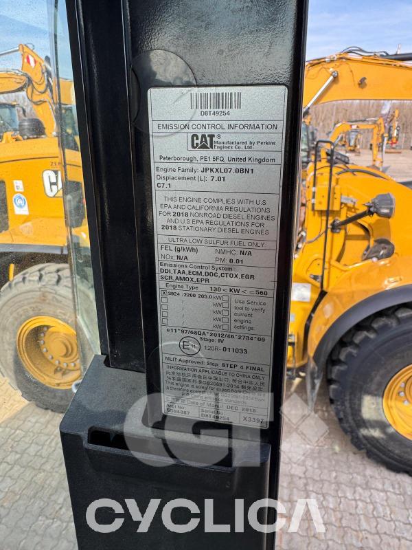 Eskavatorë me Zinxhirë  330 NG PFN00409 - 13
