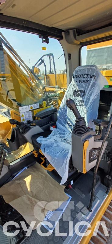Eskavatorë me Zinxhirë  330 NG WCH10144 - 13