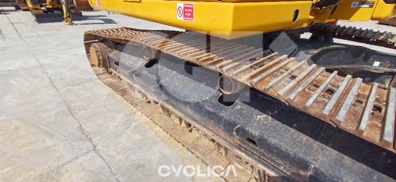 Eskavatorë me Zinxhirë  330 NG WCH10144 - 8