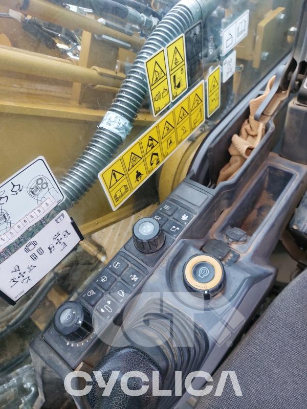 Eskavatorë me Zinxhirë  323LN KPE10049 - 14