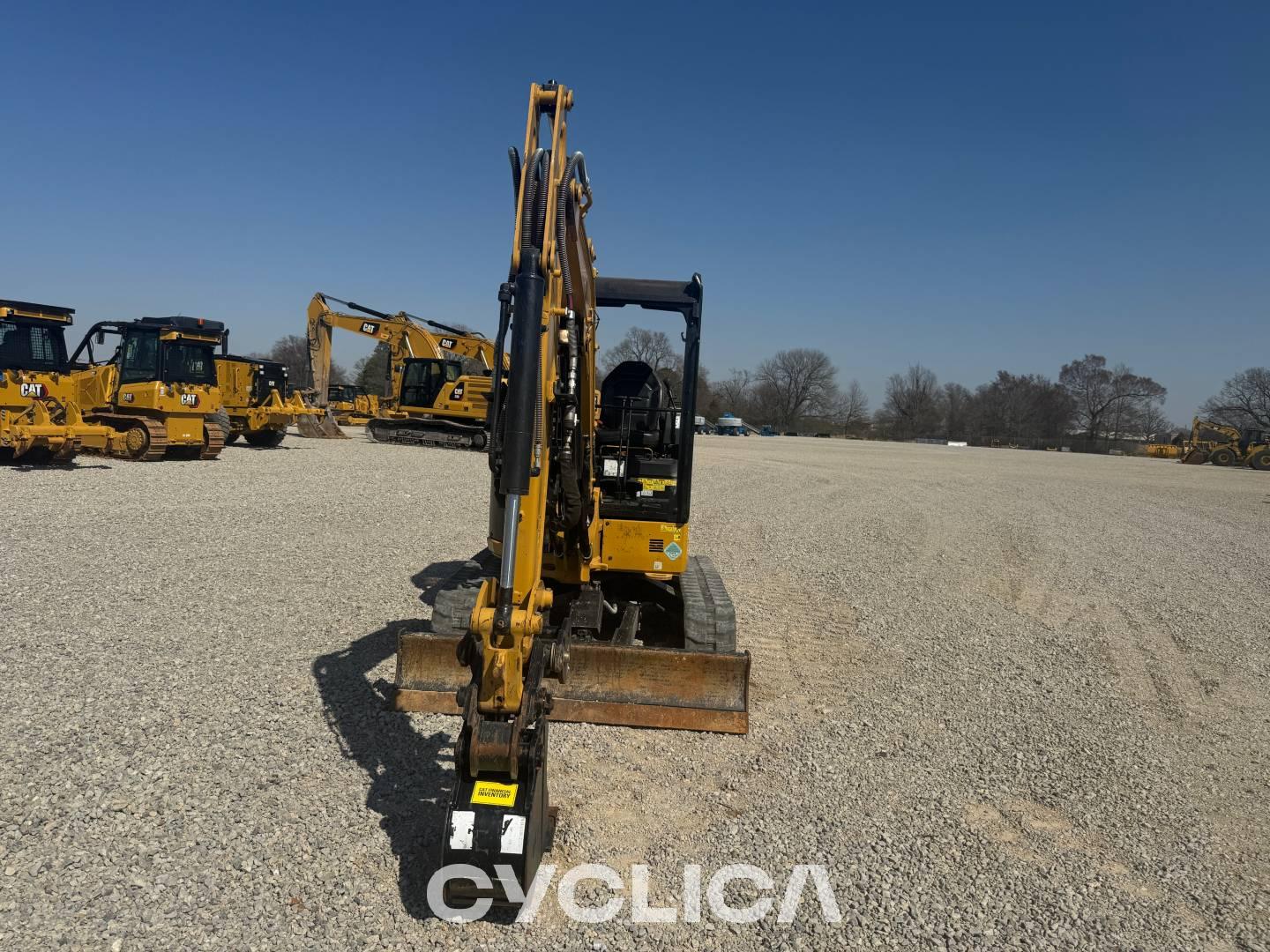 Eskavatorë me Zinxhirë  303.507CR RE900358 - 10