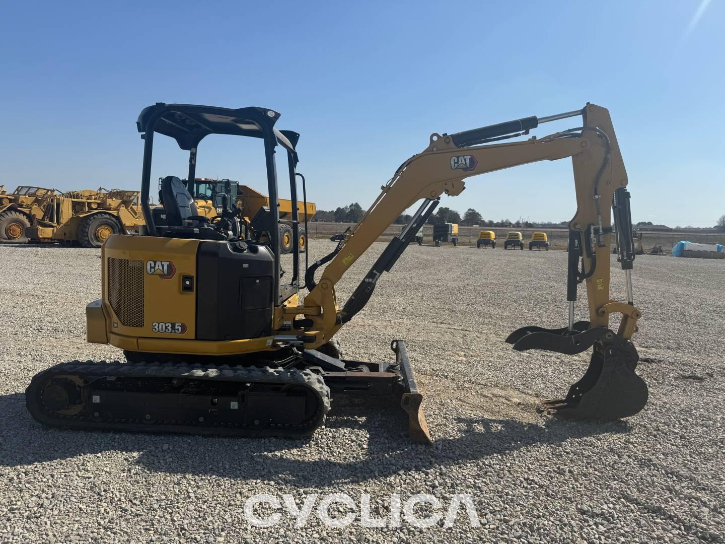 Eskavatorë me Zinxhirë  303.507CR RE900358 - 11