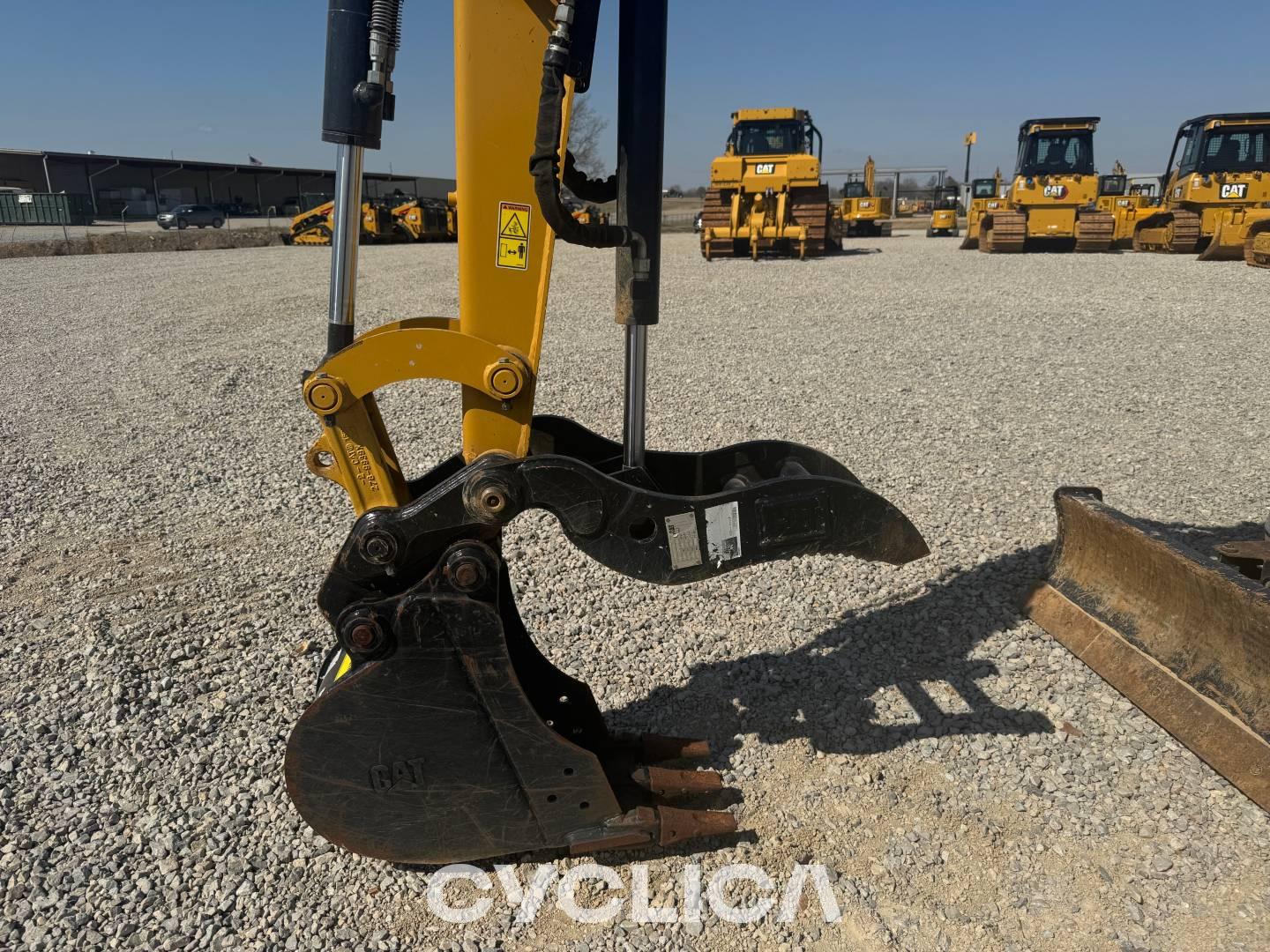Eskavatorë me Zinxhirë  303.507CR RE900358 - 20