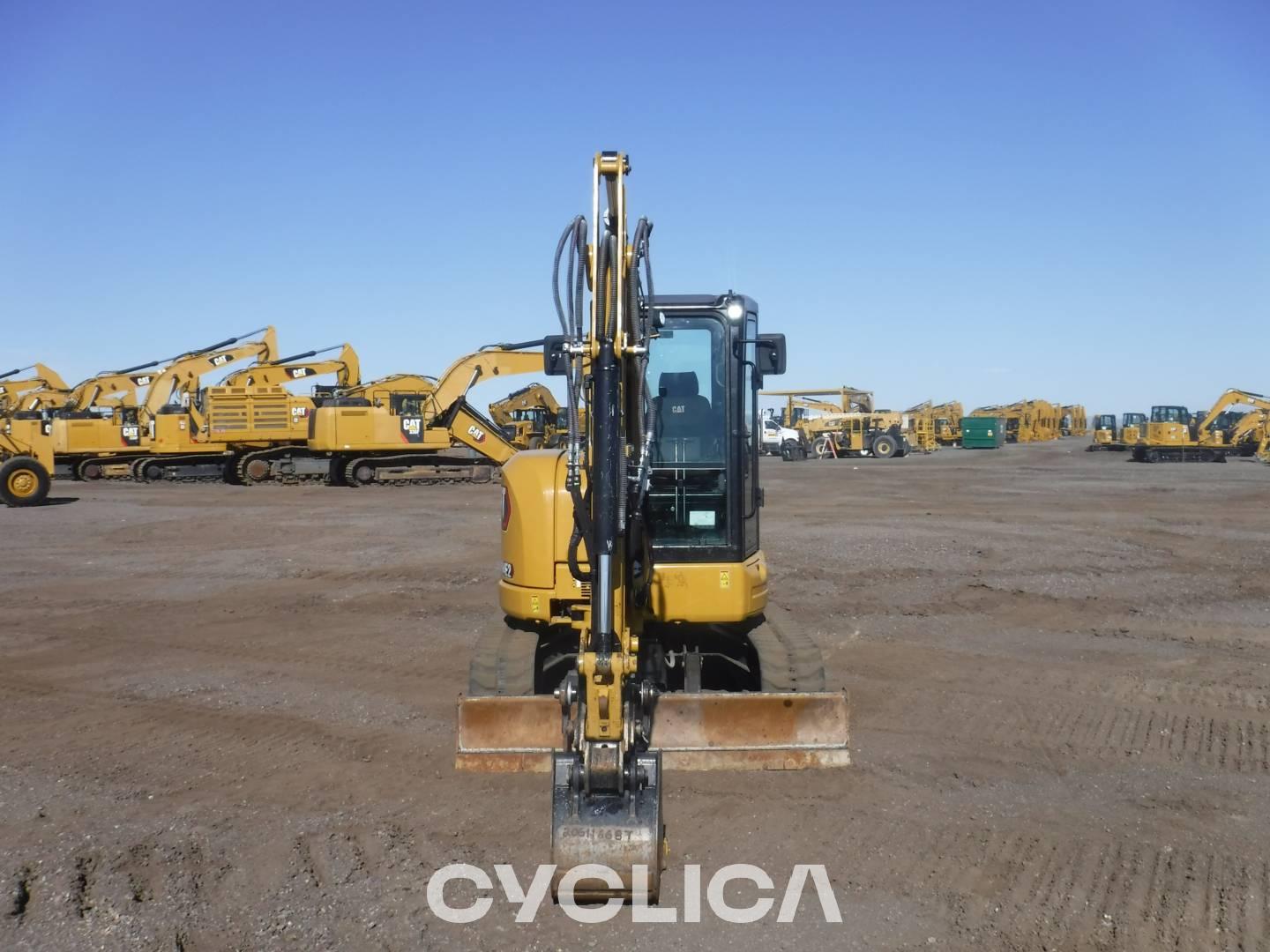 Eskavatorë me Zinxhirë  304E2CR ME409430 - 9