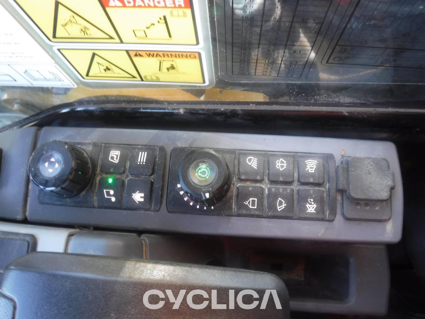 Eskavatorë me Zinxhirë  307.5-07 GW703221 - 20