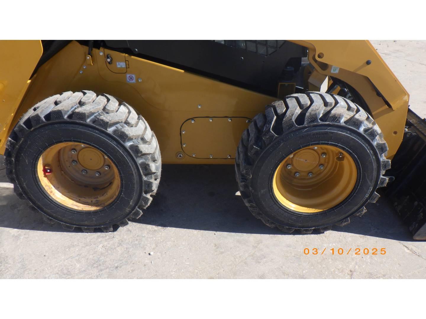 Skid steers  262D3 TP401904 - 11