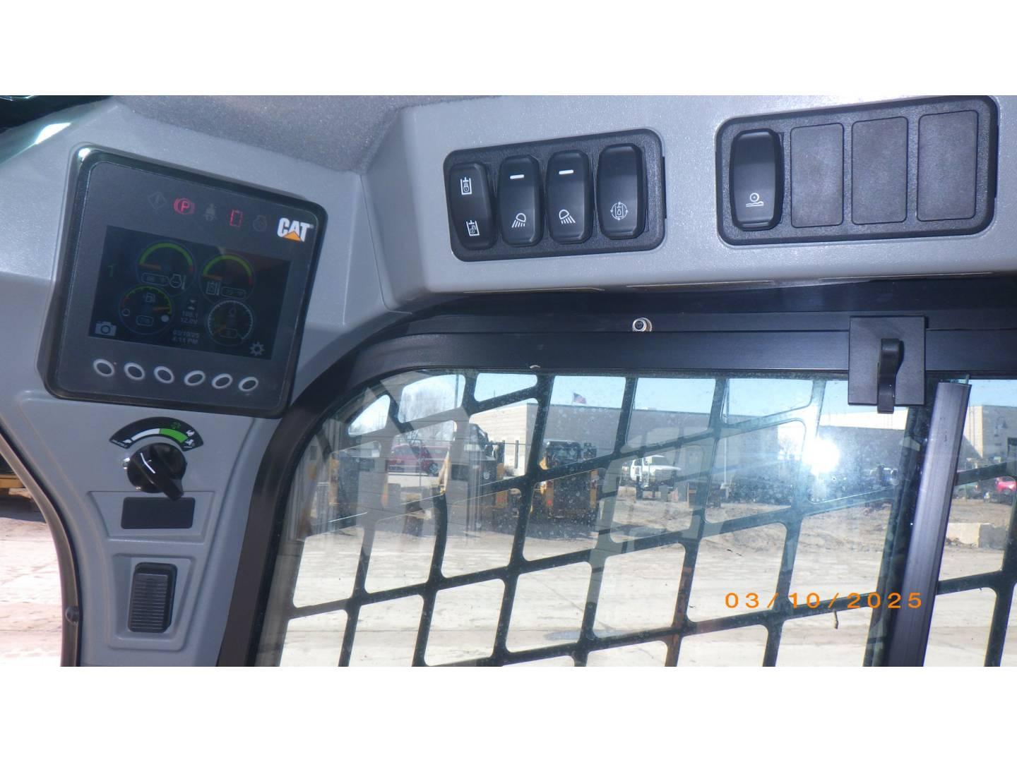Skid steers  262D3 TP401904 - 15