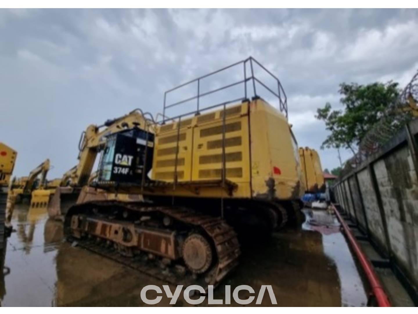 Eskavatorë me Zinxhirë  374F MFL10023 - 3