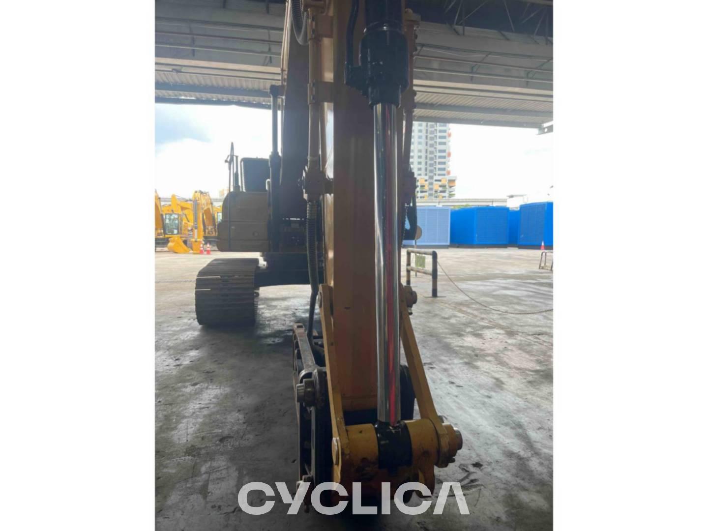 Eskavatorë me Zinxhirë  320-05GX SYW10795 - 12