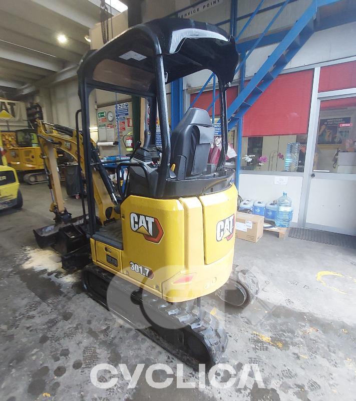 Eskavatorë me Zinxhirë  301.7 JH702145 - 2
