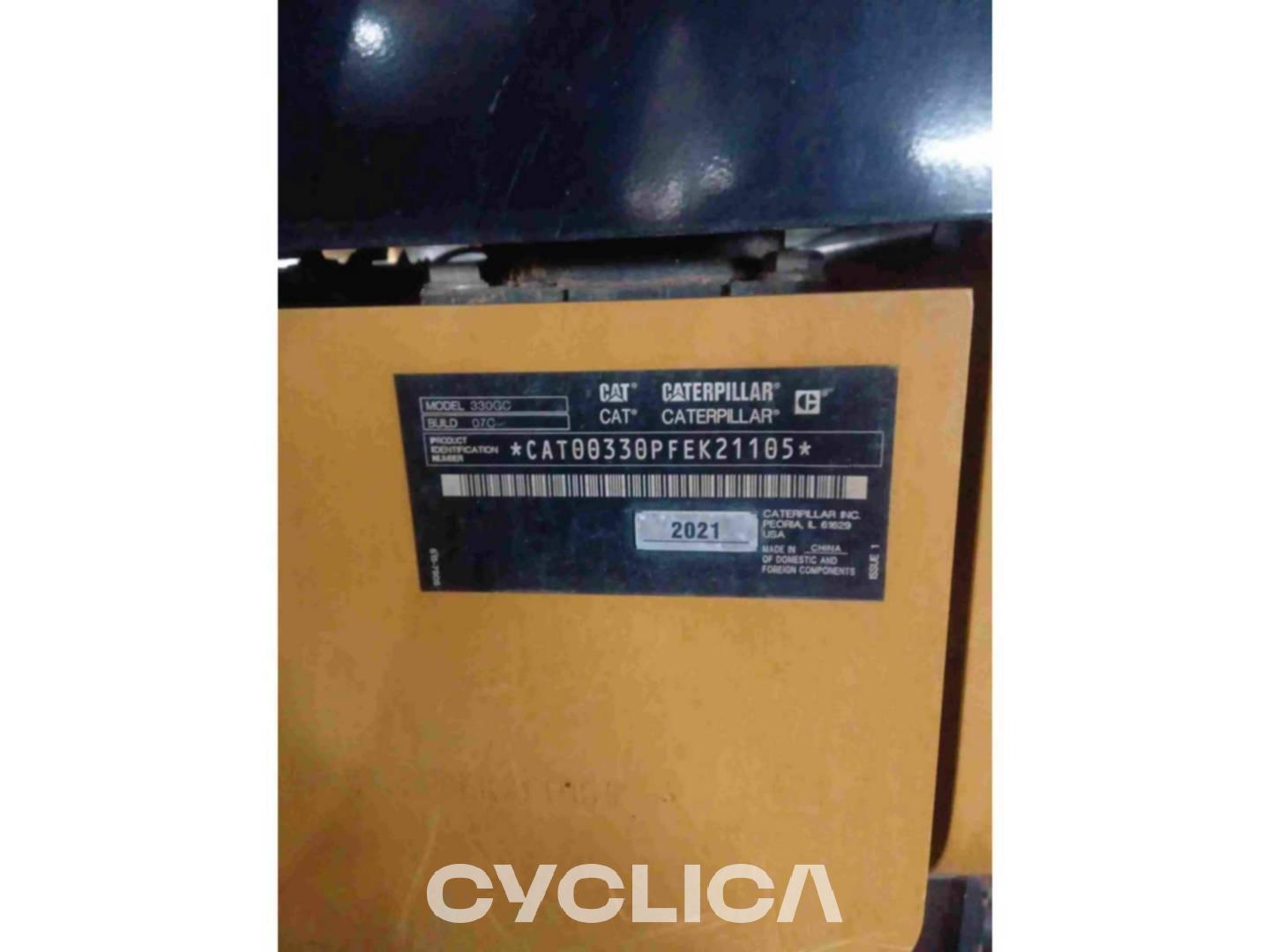 Eskavatorë me Zinxhirë  330-07GC FEK21105 - 6