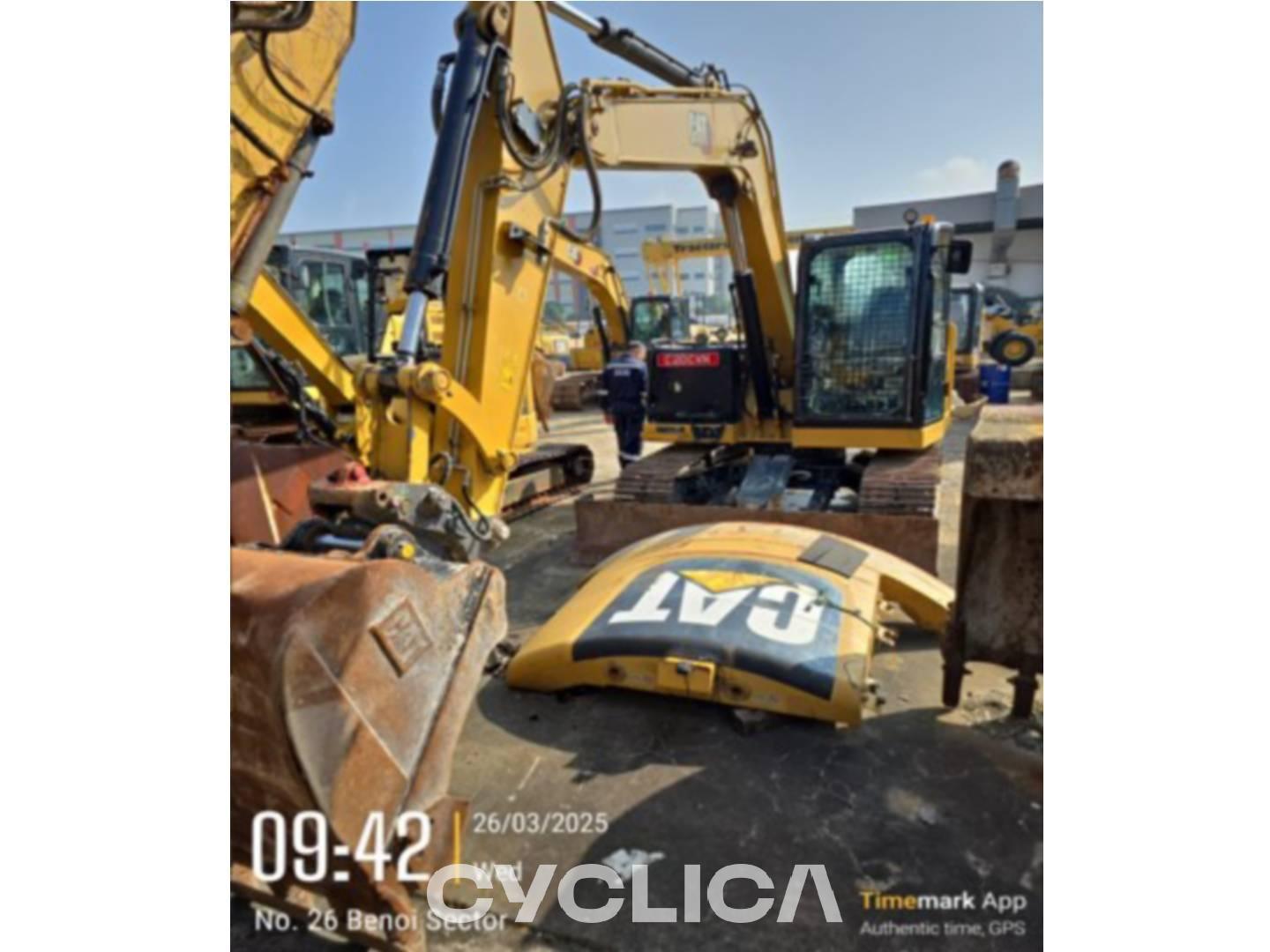 Eskavatorë me Zinxhirë  307.5-07 GW701898 - 1
