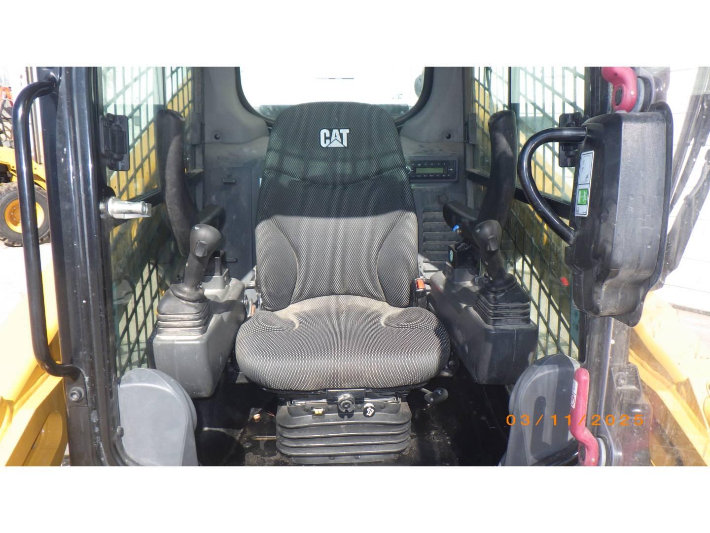Skid steers  262D3 TP401279 - 12