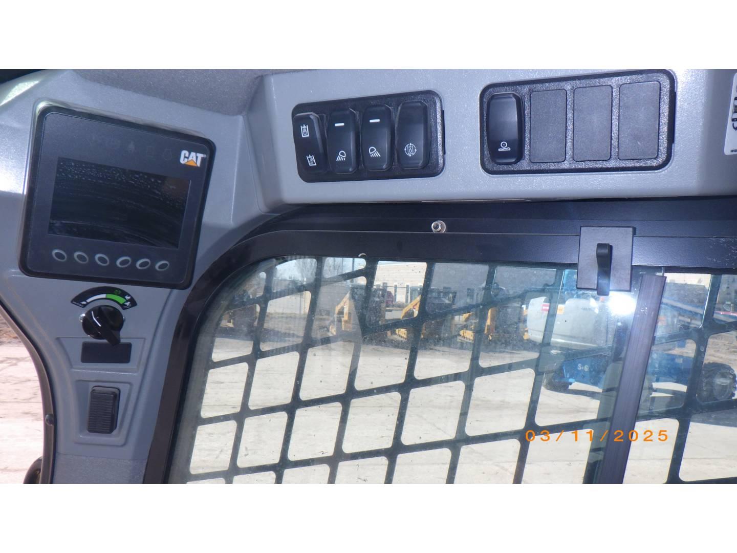 Skid steers  262D3 TP401279 - 15