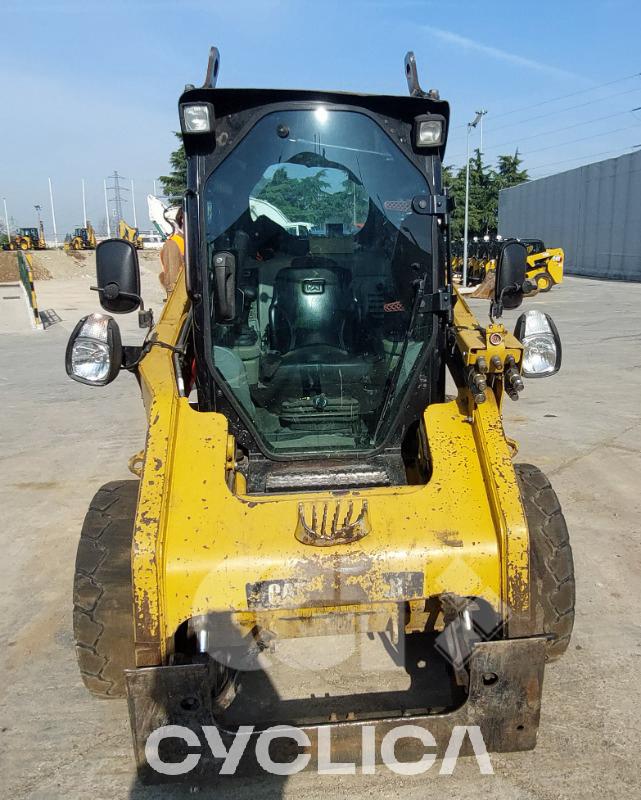 Chargeuses compactes  246C ZDC JAY05725 - 6