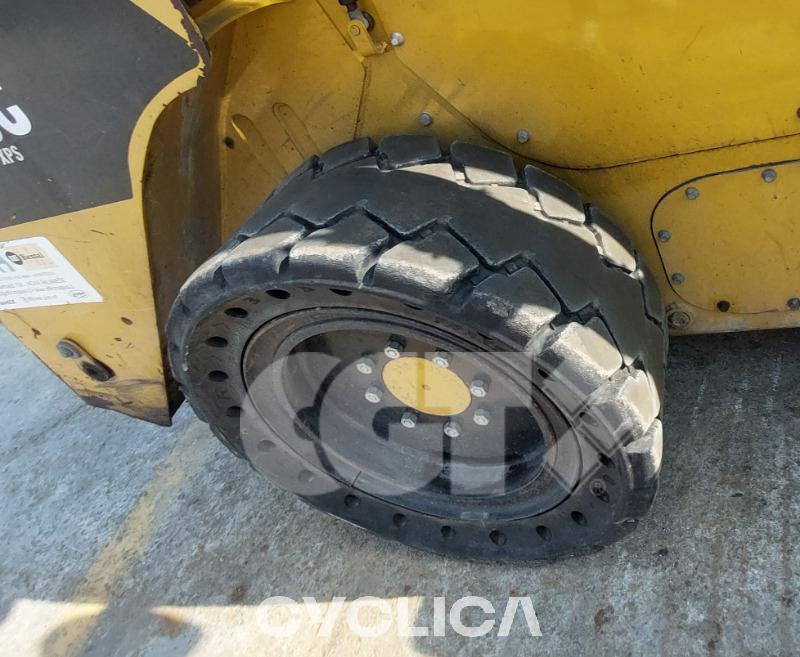 Chargeuses compactes  246C ZDC JAY05725 - 10