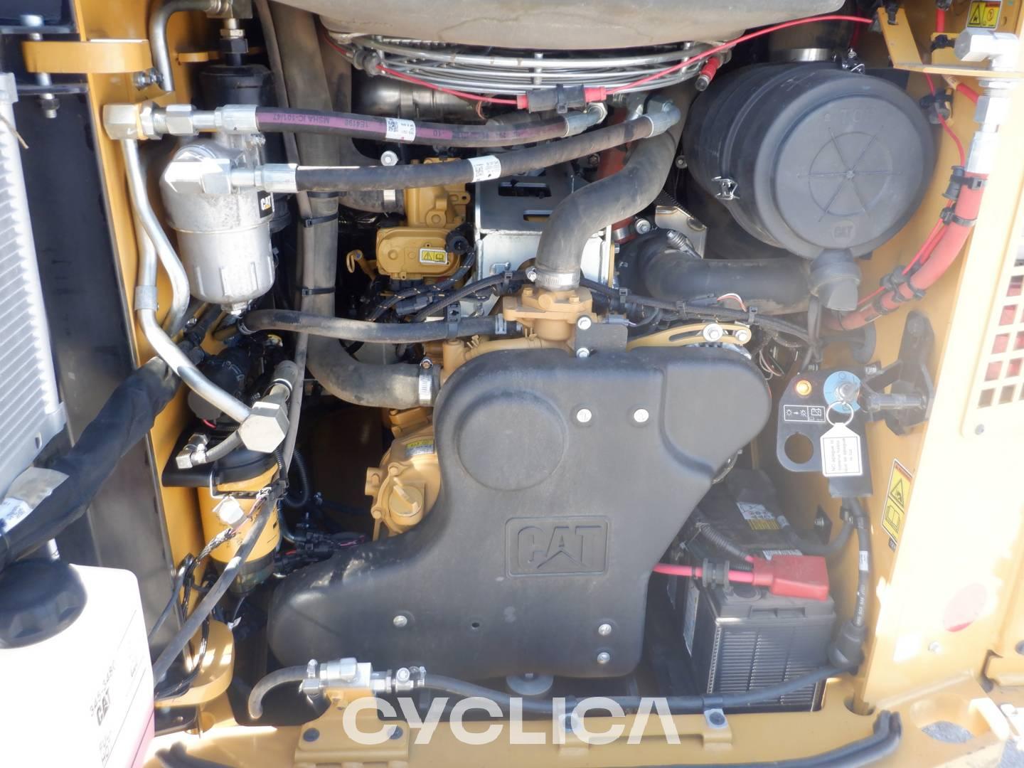 Mini utovarivači  299D3XE LB302178 - 8