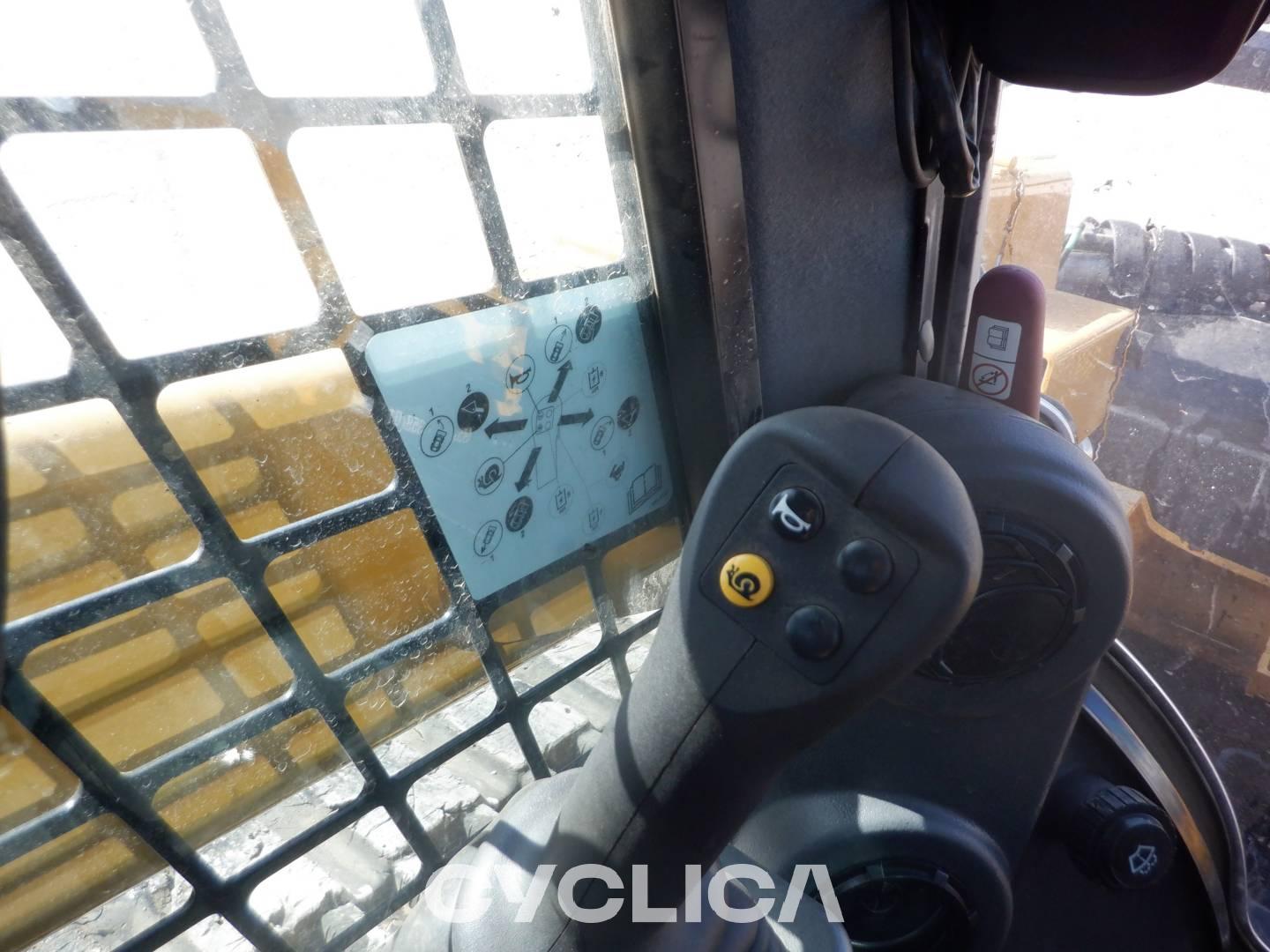 Mini utovarivači  299D3XE LB302178 - 15