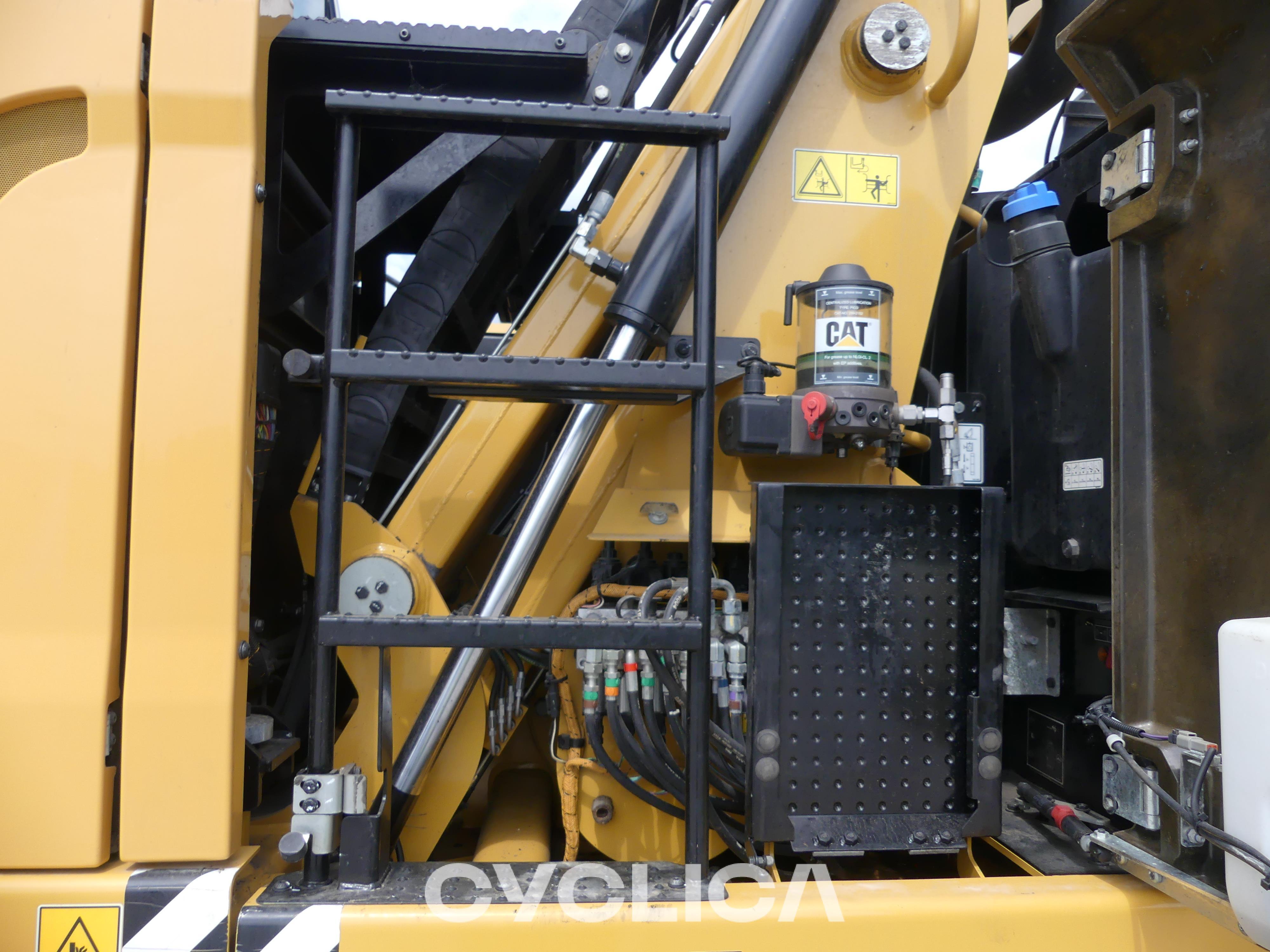 Wheel excavators  MH3024 FB700503 - 9
