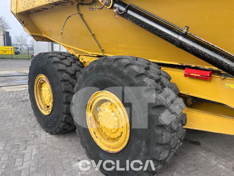 Kiperi i zglobni kamioni  730 3T301245 - 8