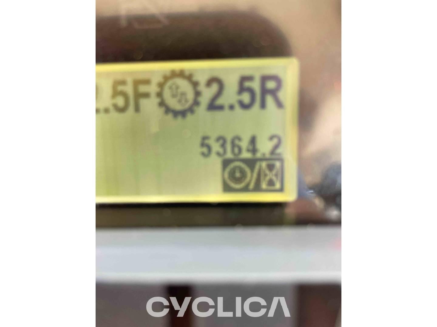 Traccia i caricatori  953K LJT00598 - 5