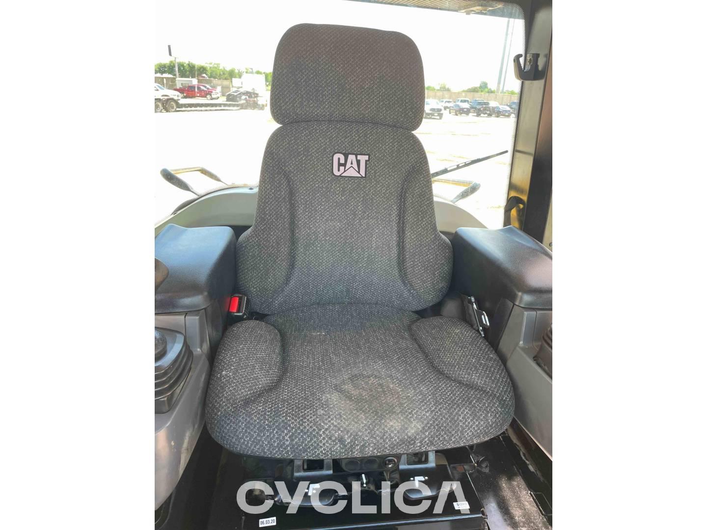 Traccia i caricatori  953K LJT00598 - 26