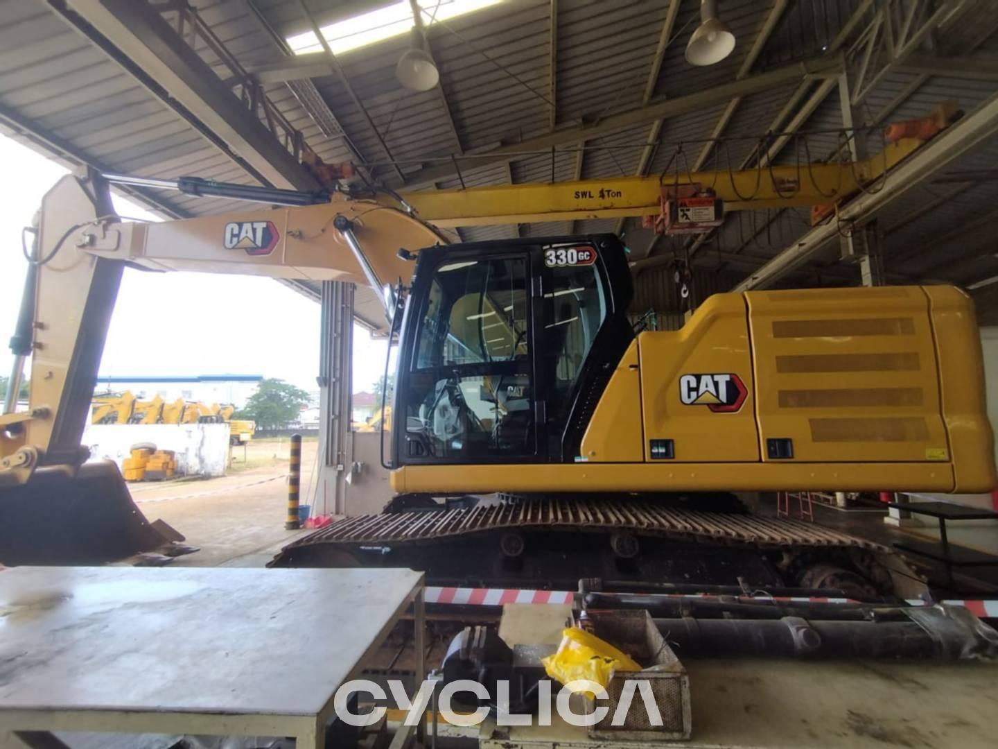 Bageri guseničari  330-07GC FEK50043 - 4