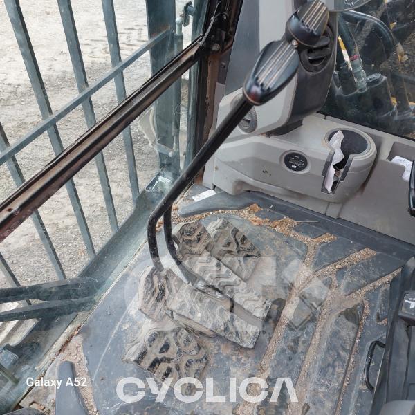 Crawler excavators  330F JFR20### - 17