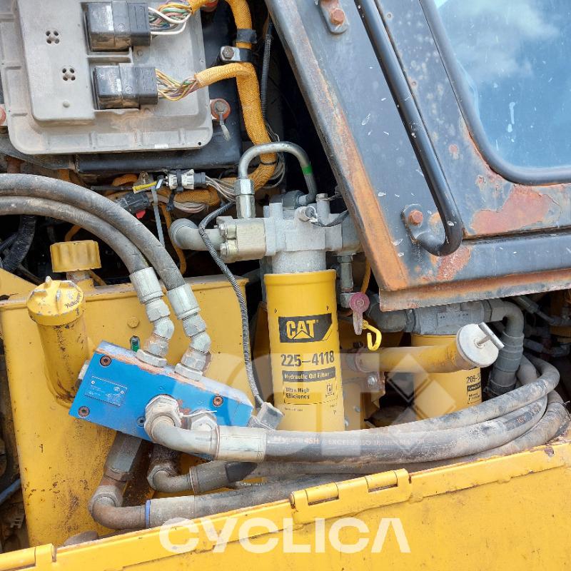 Track loaders  973C LDX00### - 10