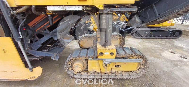 Tlakovanje  PM620 JB900117 - 7