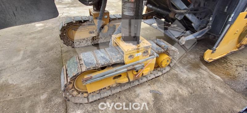 Tlakovanje  PM620 JB900117 - 9