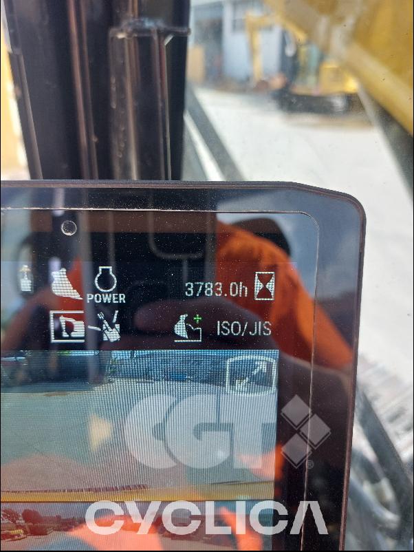 Bageri guseničari  323LN KPE10012 - 18