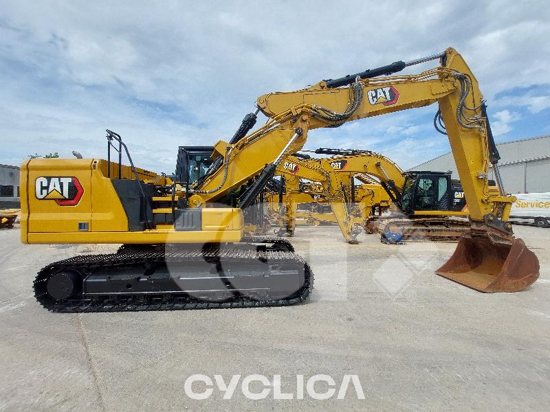 Bageri guseničari  323LN KPE10012 - 3