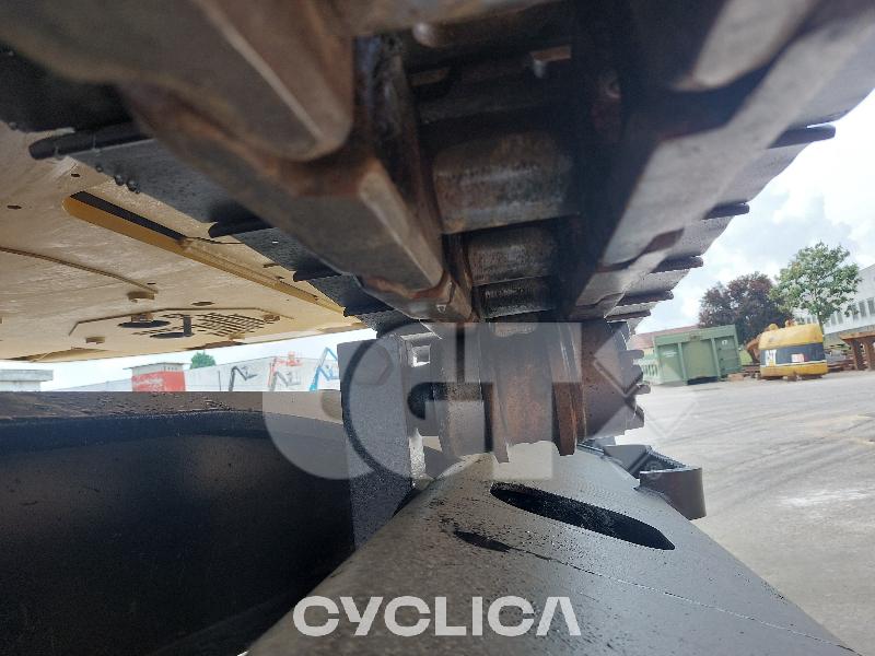 Bageri guseničari  323LN KPE10012 - 6