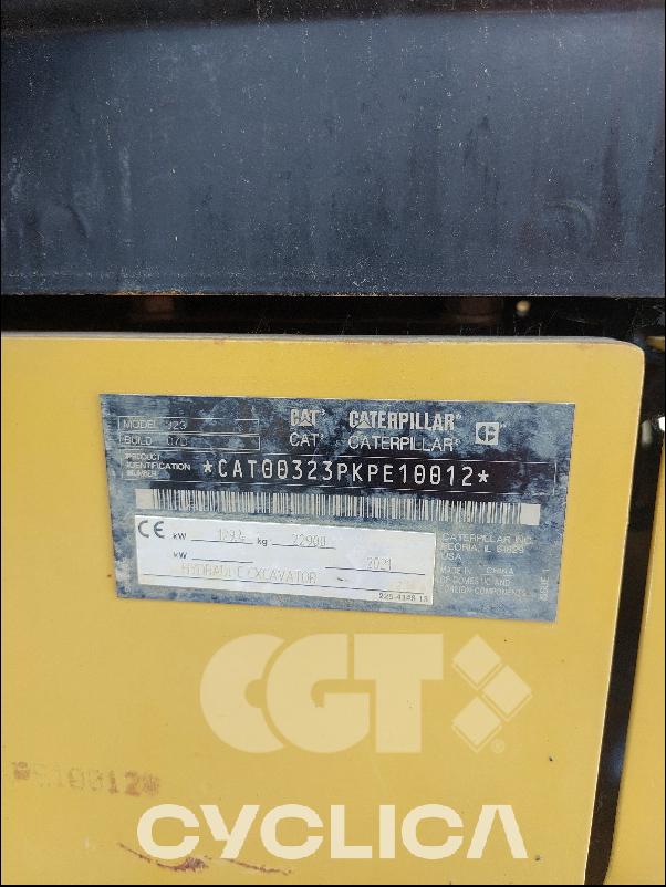 Bageri guseničari  323LN KPE10012 - 16