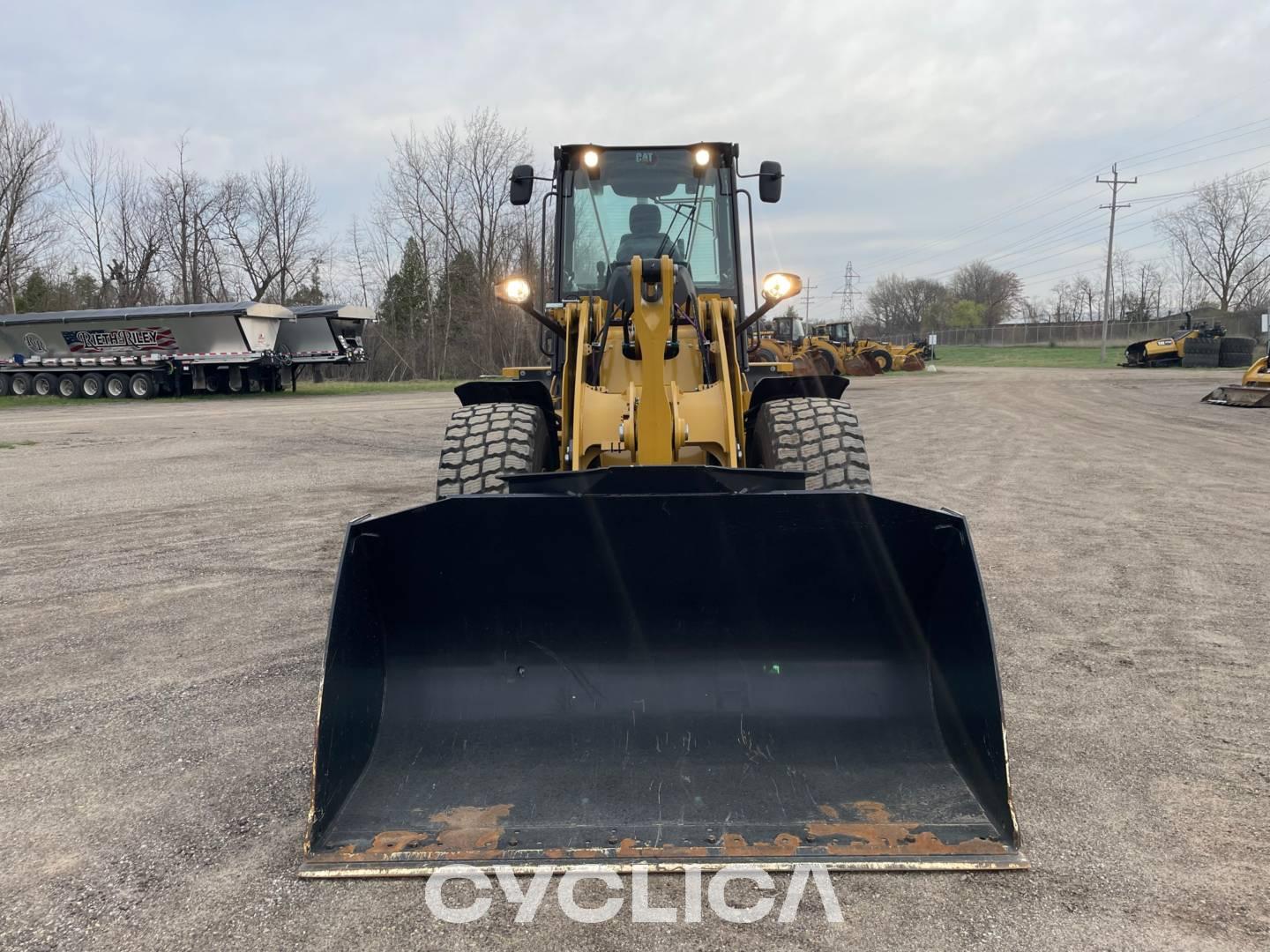 Utovarivači na kotačima  920 SL400968 - 10