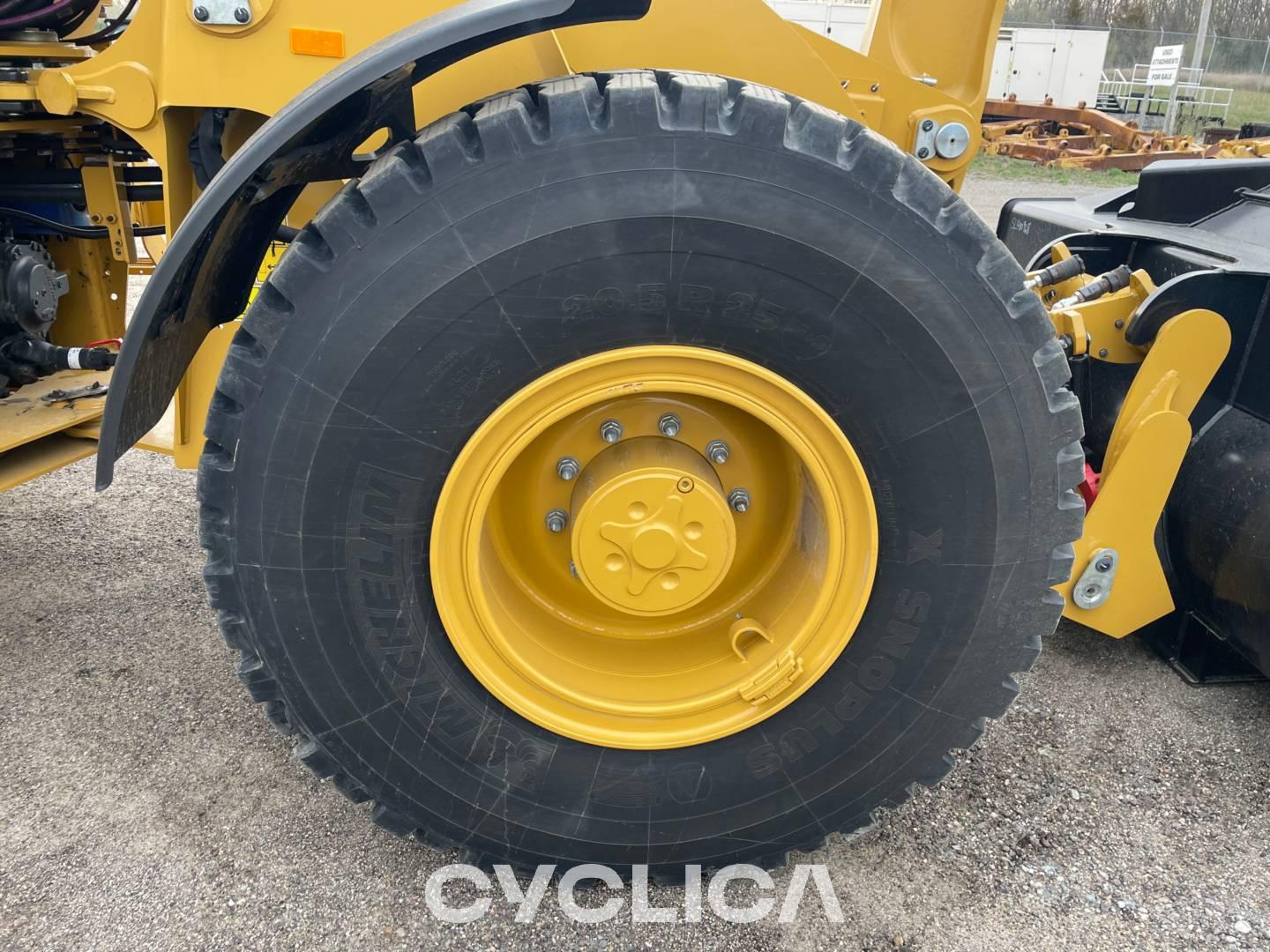 Utovarivači na kotačima  920 SL400968 - 28