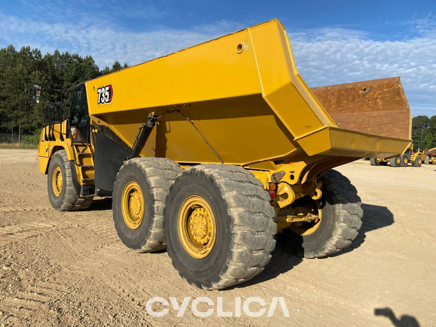 Дампери и зглобни камиони  73504 3T500311 - 5
