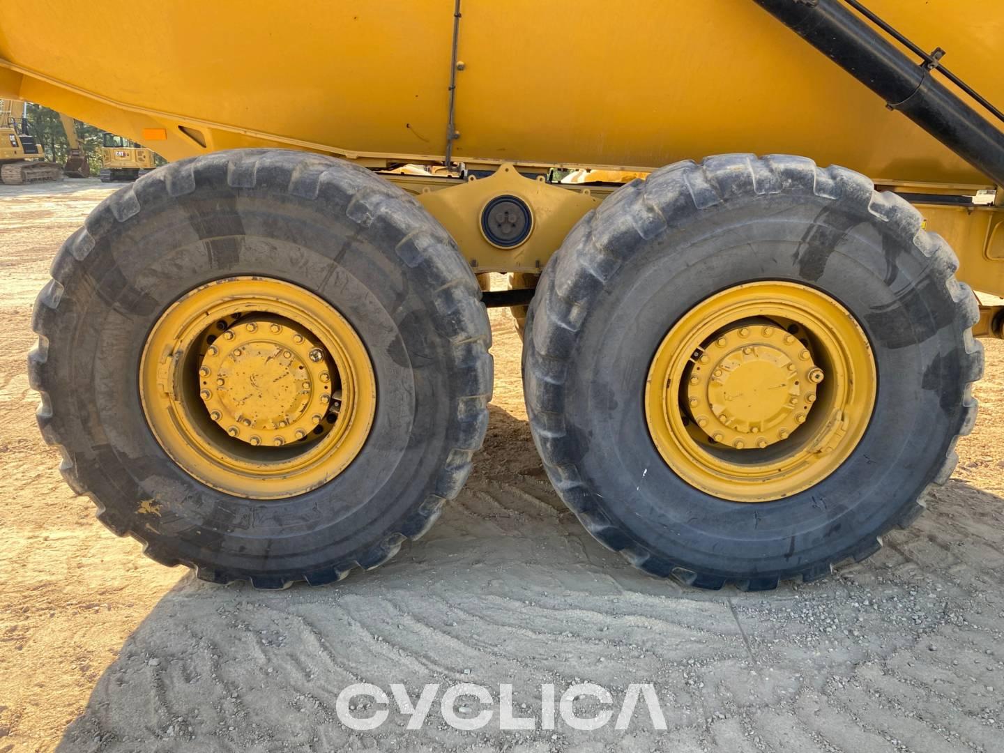Дампери и зглобни камиони  73504 3T500311 - 16