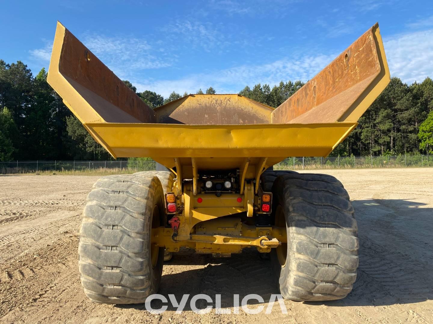 Дампери и зглобни камиони  73504 3T500311 - 17