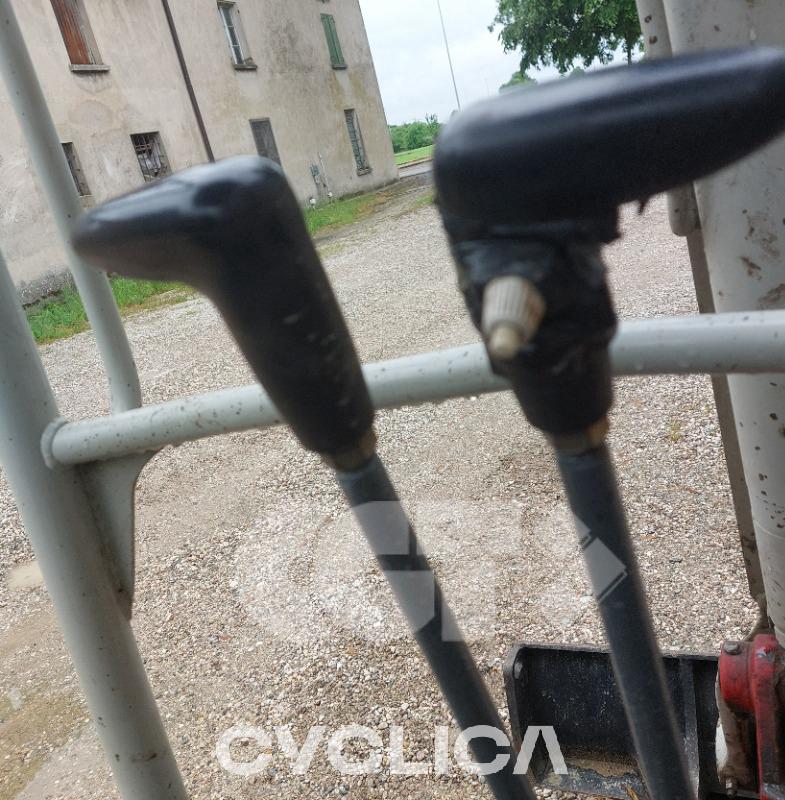 Escavadora de rastos  TB216 216002046 - 8