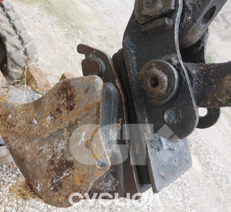 Escavadora de rastos  TB216 216002046 - 10