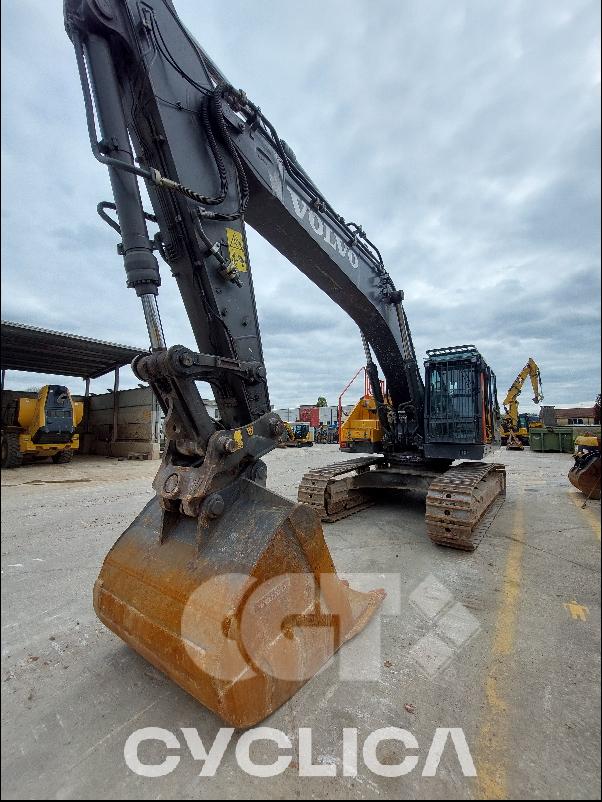 Eskavatorë me Zinxhirë  EC380E 00311148 - 4