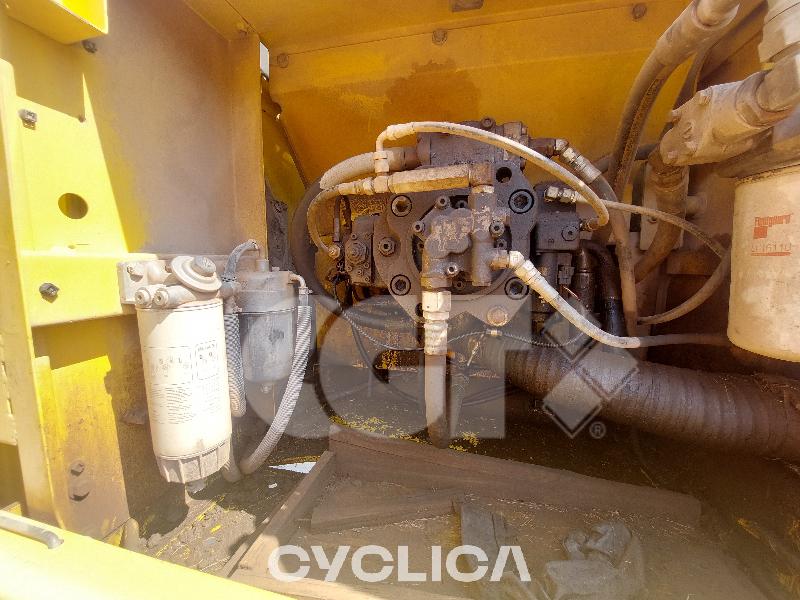 Escavatori cingolati  NHE385 BLA10069 - 10