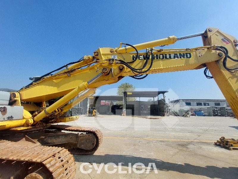 Escavatori cingolati  NHE385 BLA10069 - 24