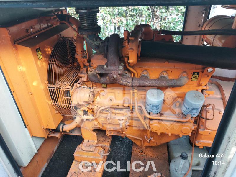 Gruppi elettrogeni  8281SI10.00 520118 - 10